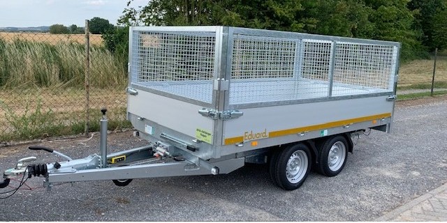 3116 Heckkipper mit elektr. & Not-Pumpe